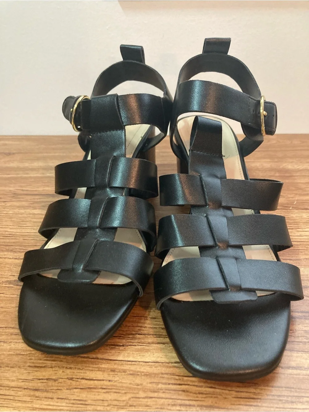 Liz Claiborne Basso Black Heeled Sandals 8